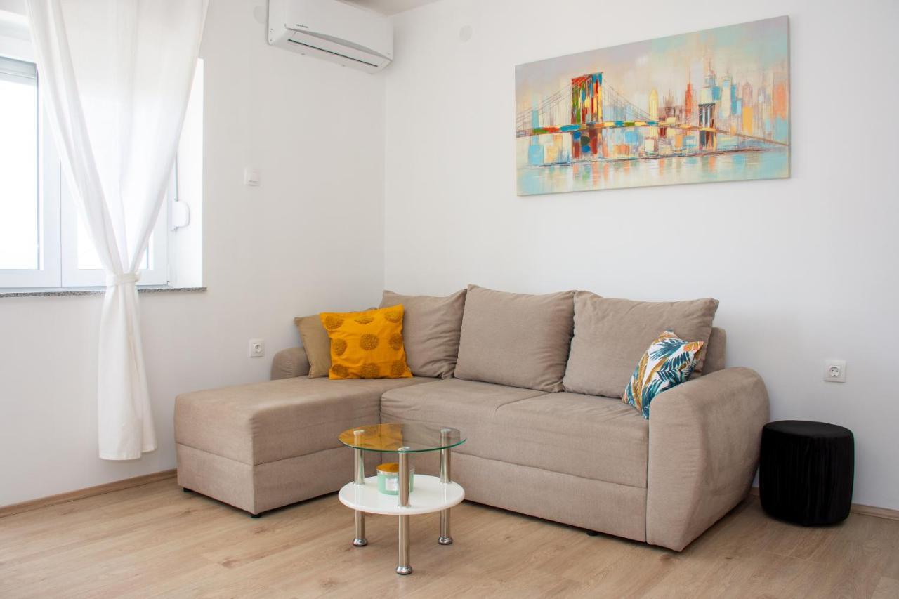 Tomic Apartment Нови Винодолски Екстериор снимка
